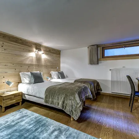 Chalet Planards 1 *