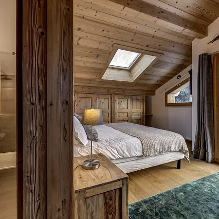 Chalet Planards 1 *