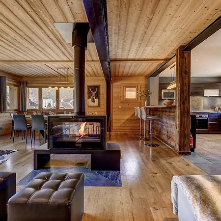 Chalet Planards 1 *